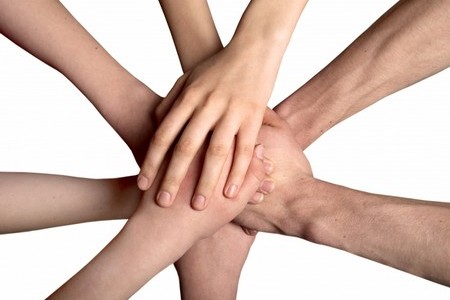 Giovani, in prevalenza maschi, e con reddito attorno ai 30.000 euro annui. È il ritratto degli utilizzatori italiani di social media, secondo uno studio appena pubblicato da GlobalWebIndex. L’istituto di ricerca...